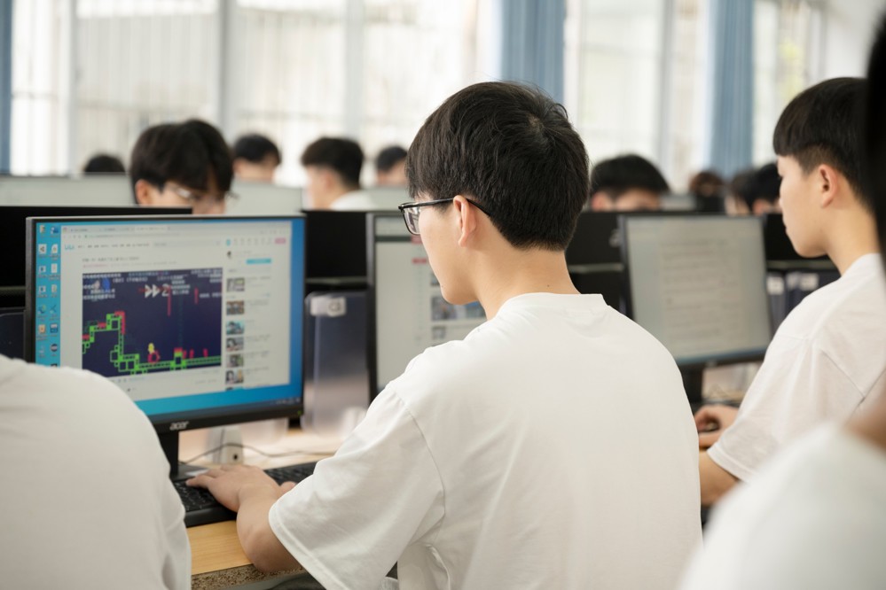 移动应用开发实训室