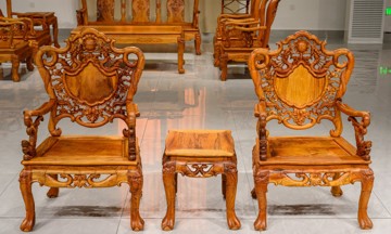 花梨双龙戏珠纹宝座