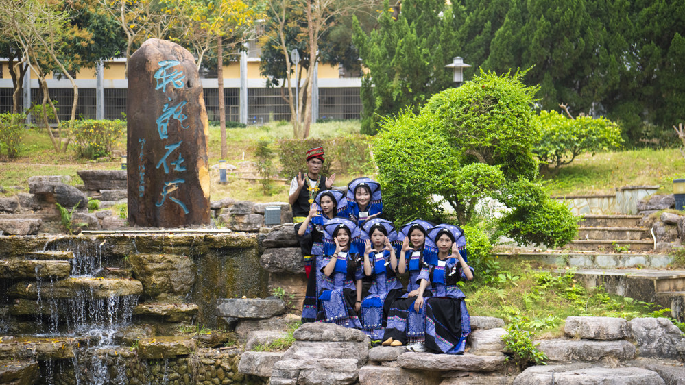 开云链接官网喜迎20周年校庆 携手“多彩三月三”共谱民族文化华章——2025年“多彩三月三，邀你一起来”活动盛大启幕