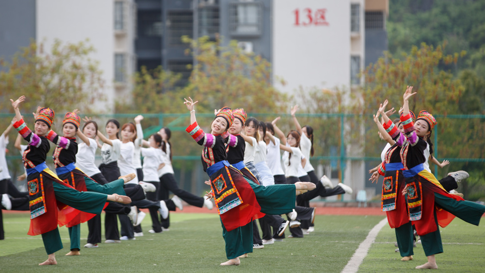 教育学院方块队节目表演 (17)