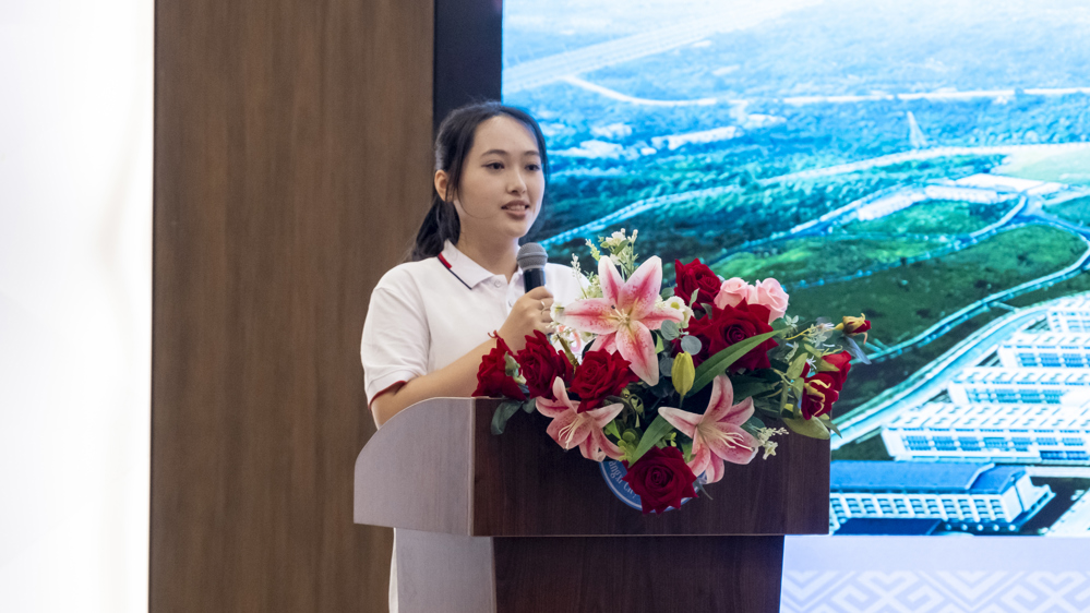 学生代表特写（邓玄宁摄） (7)