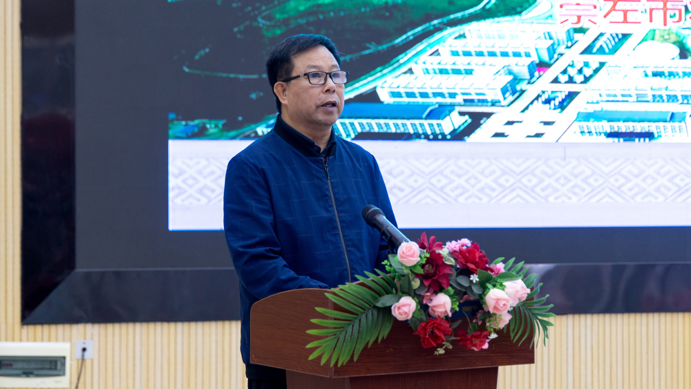 骞胯タ鍩庡競鑱屼笟澶у鍓牎闀挎潕涓崕鑷磋緸 (1)